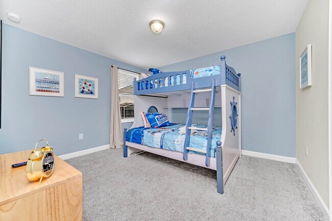 Building Photo - 9032 Stinger Dr