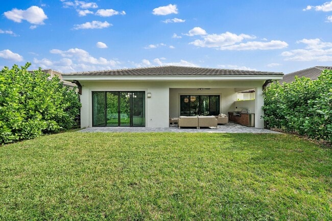 Building Photo - 2938 Gin Berry Way