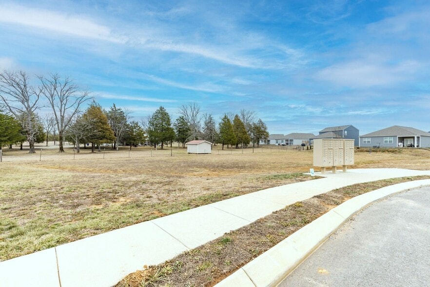 Building Photo - 105 Harper Lndg