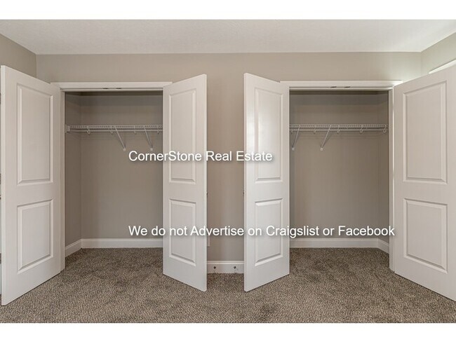 Building Photo - Move in special ($500 off first month's rent)