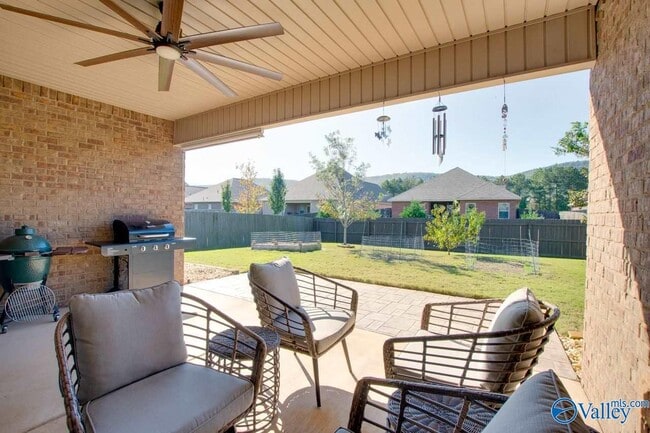 Building Photo - 7206 Lathan Dr SE