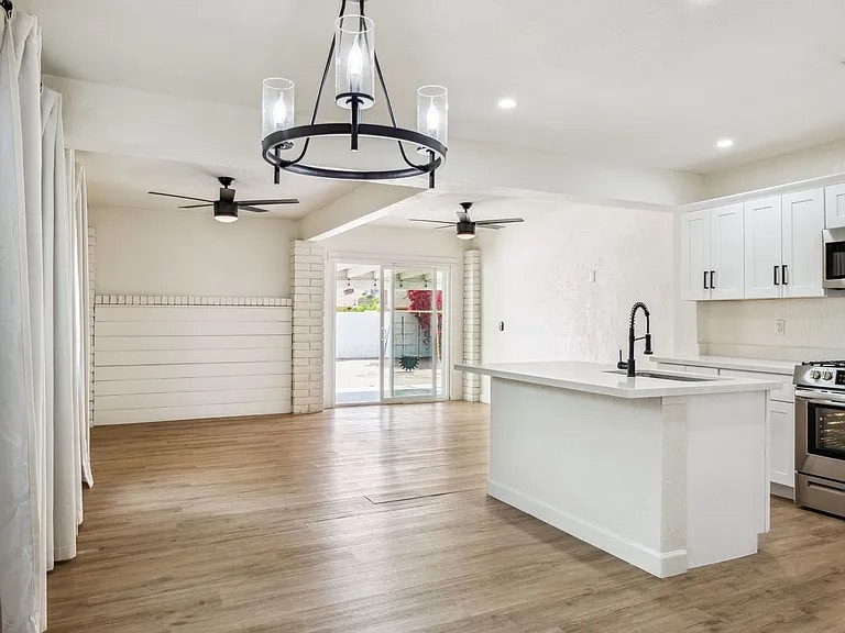 Building Photo - 1609 E Montecito Ave