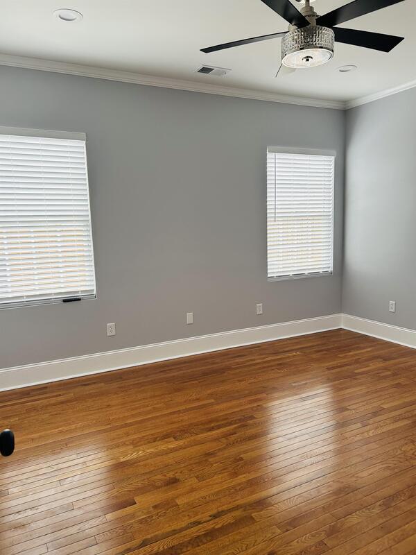 Building Photo - 305 Claybrooke Dr