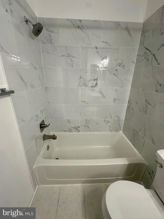 Building Photo - 3513 Legere Ct