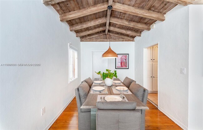 Building Photo - 2379 Overbrook St