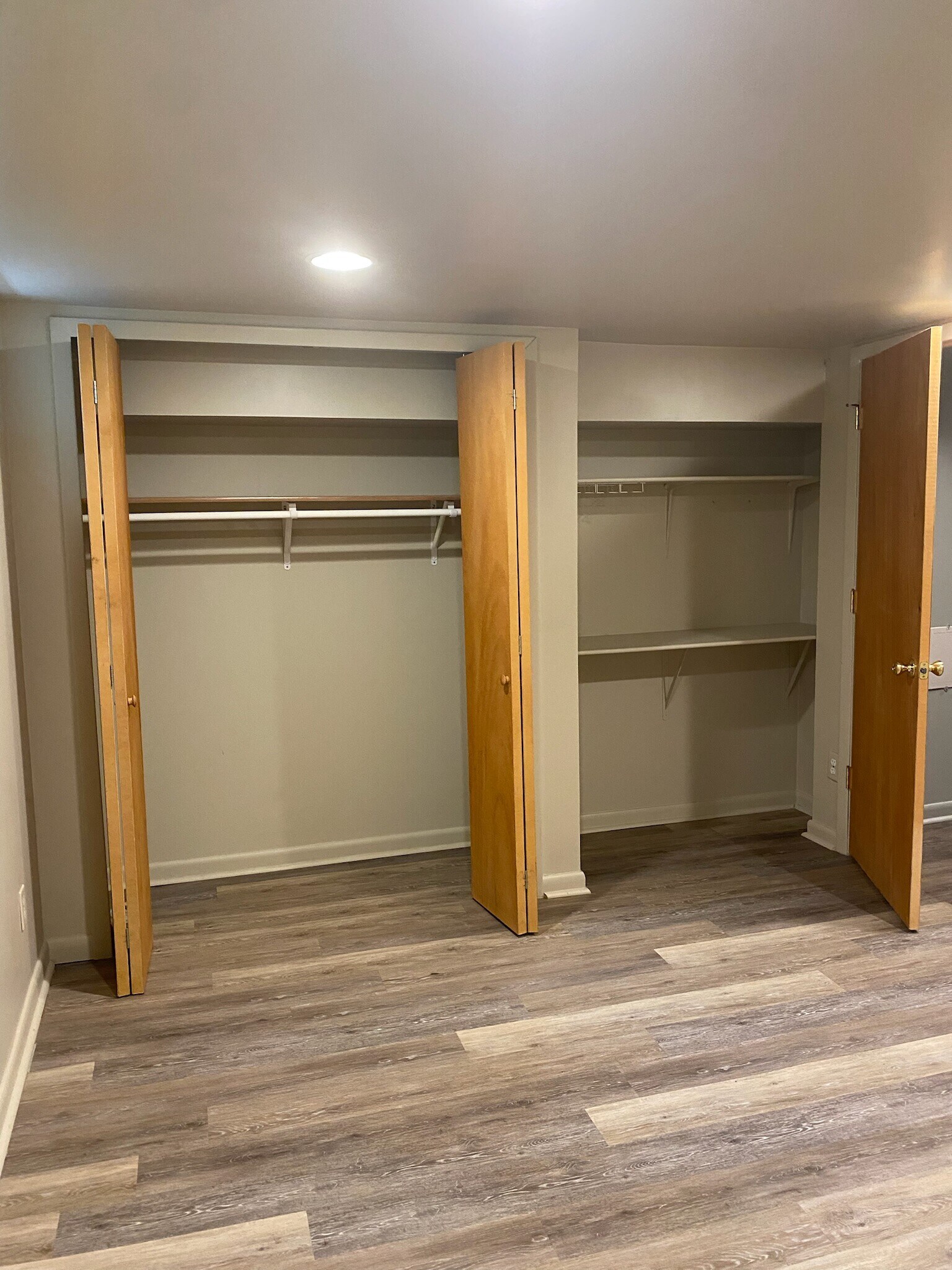 Basement closet - 2534 Oliver Rd