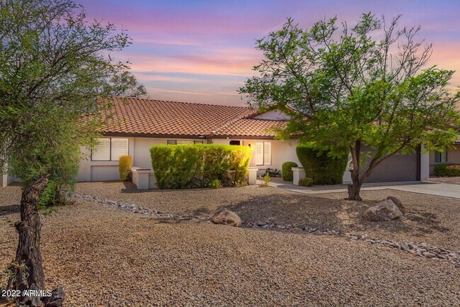 Primary Photo - 5849 E Paradise Ln