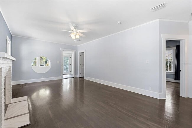 Building Photo - 313 23rd Ave N