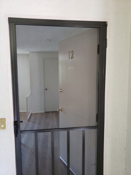 Screen Door - 2930 W 235th St