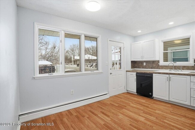 Building Photo - 239 Division St