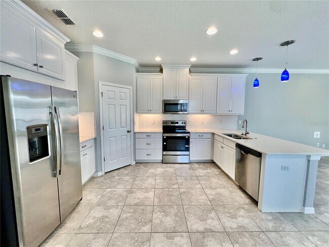 Building Photo - 26340 Limestone Spgs Wy