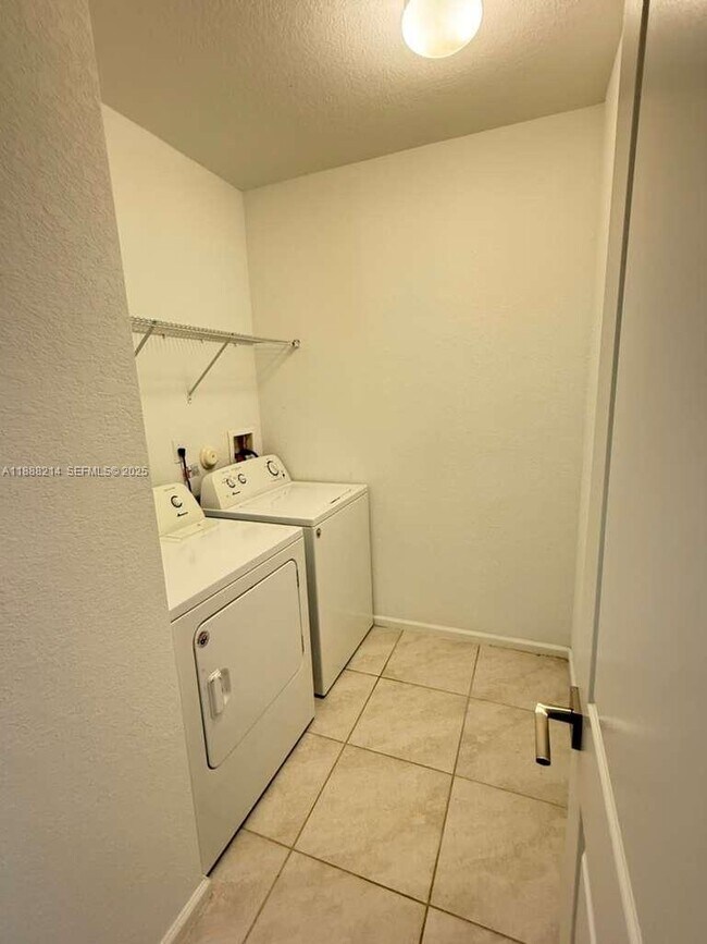 Building Photo - 29380 SW 143rd Pl