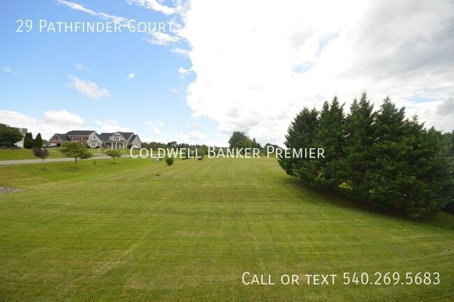 Building Photo - 29 Pathfinder Ct