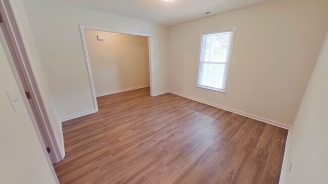 Building Photo - 6778 Buttermere Dr
