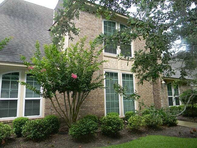 Building Photo - 2502 Stephens Grant Dr