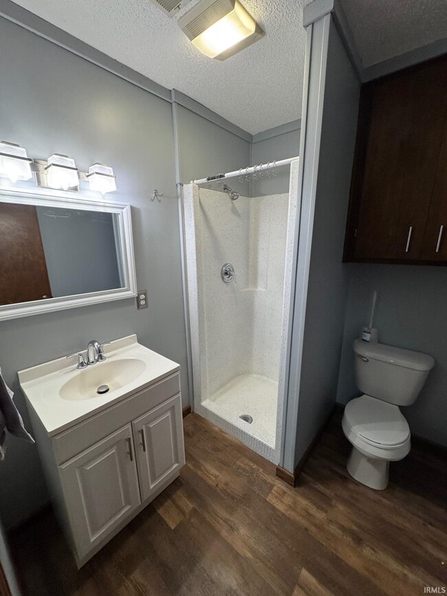 Building Photo - 10521 Bethel Rd