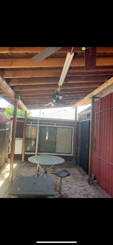 Building Photo - 21 B Del Mar Ave