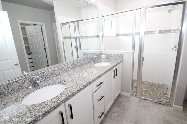 Building Photo - 695 Boughton Way