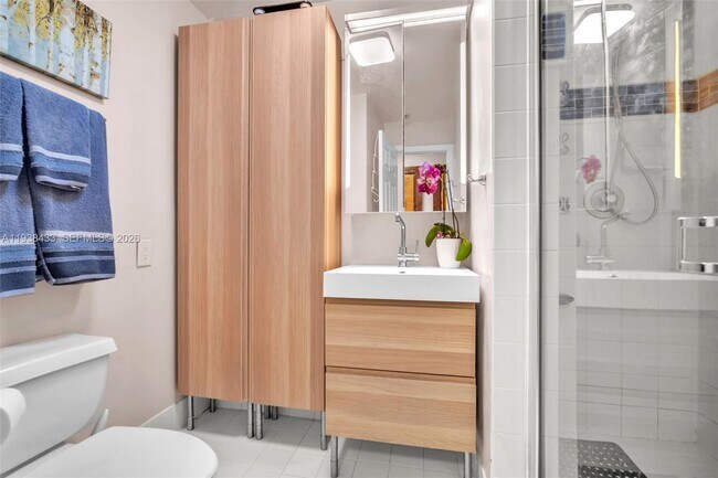 Building Photo - 9725 NW 52nd St