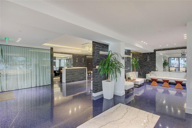 Building Photo - 4301 Collins Ave