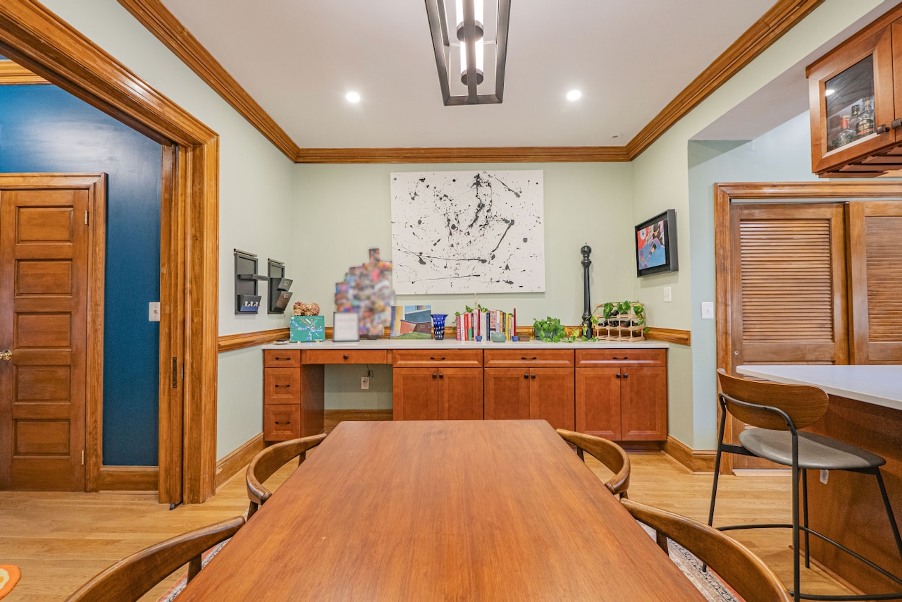 Building Photo - 3542 10th St NW