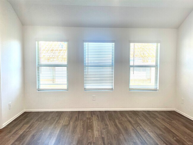 Building Photo - 17477 Rosewood Manor Ln