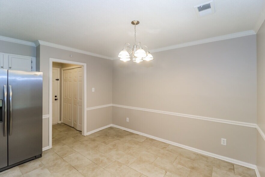 Building Photo - 1366 Sandy Stone Ln