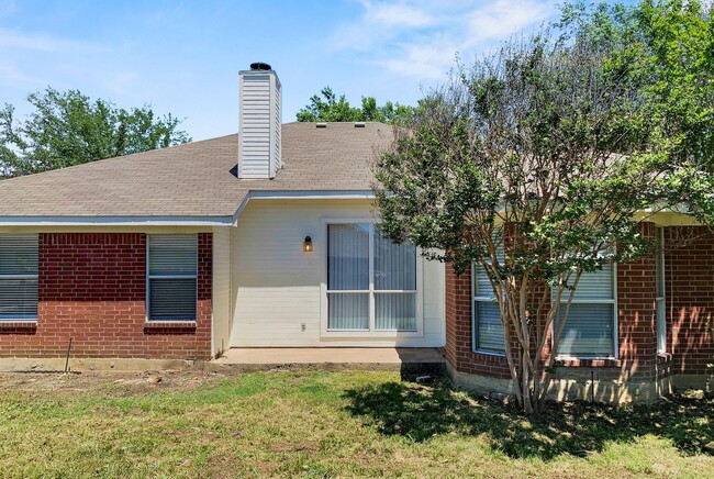 Building Photo - Charming 4-Bedroom Home in Mansfield ISD!