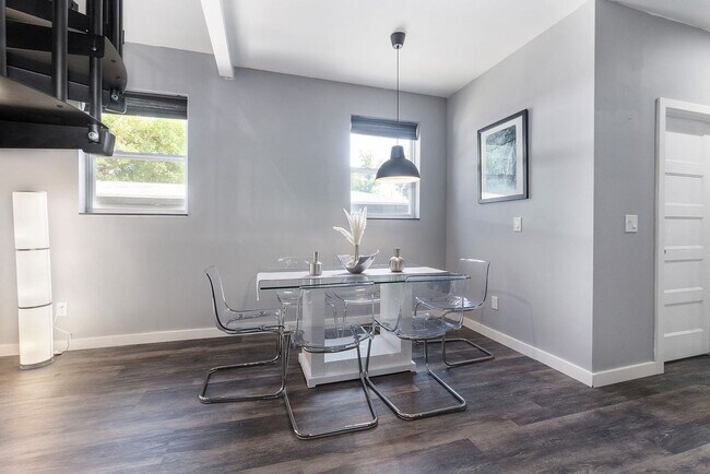 Building Photo - 52 Florida Ave