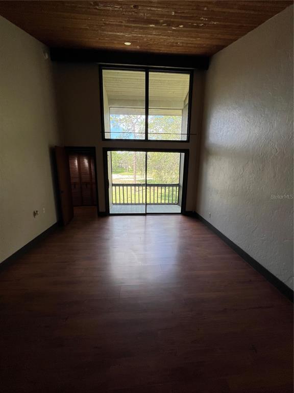 Building Photo - 808 Pinewood Ct