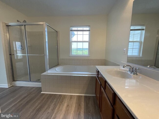 Building Photo - 117 Leather Fern Way