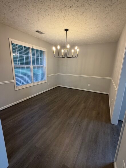Separate Large Dining Room - 387 Ayelsbury Ct