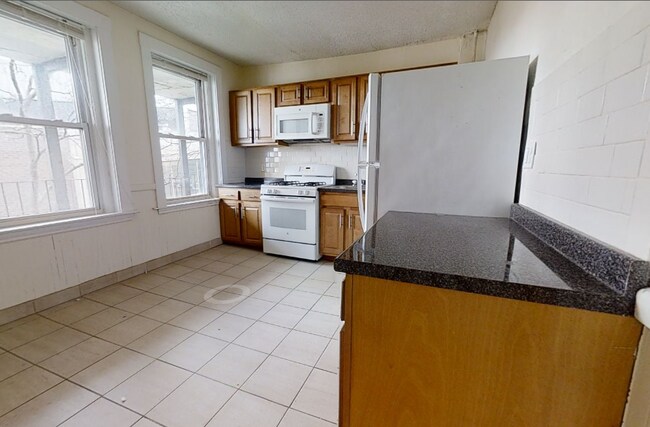 Primary Photo - 433 Cambridge St