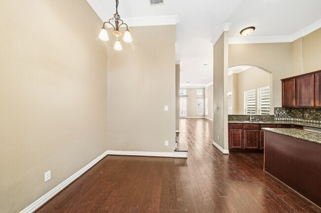 Building Photo - 5519 Kiam St