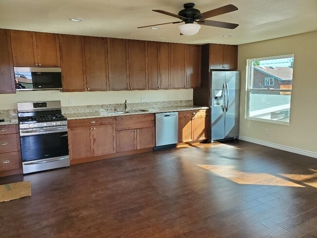 Building Photo - 1 Bedroom - 1 Bathroom in Beautiful Hillcrest