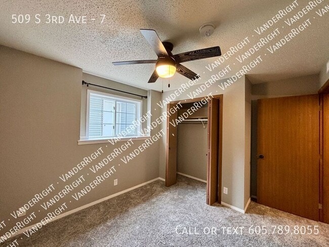 Building Photo - 509 3rd Ave