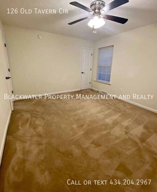 Building Photo - 126 Old Tavern Cir