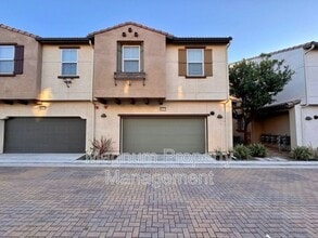 Building Photo - 40372 Calle Real