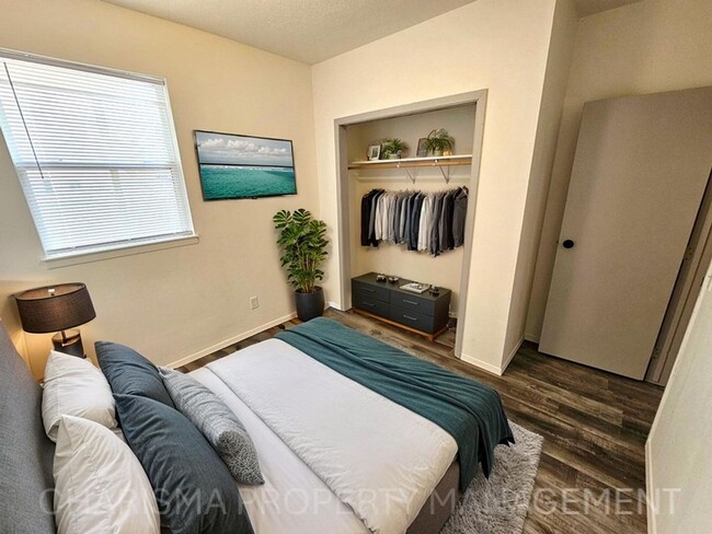 Building Photo - Cozy Two-Bedroom Apartment – Great Locatio...