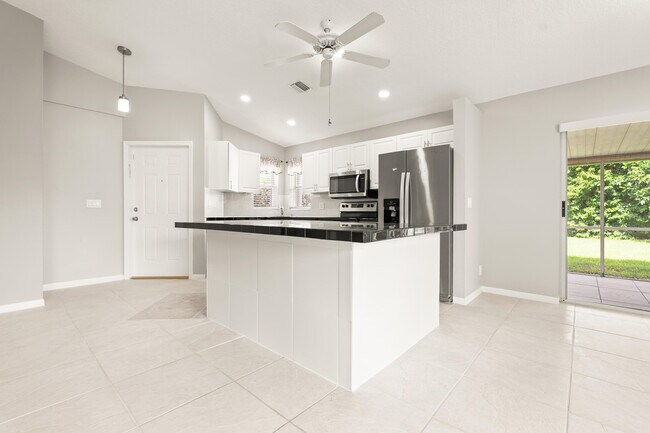 Building Photo - 1209 Pine Sage Cir