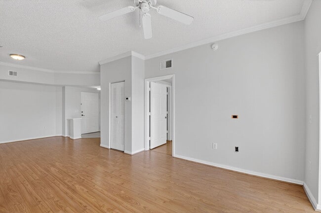 Building Photo - 3421 Tuscany Way