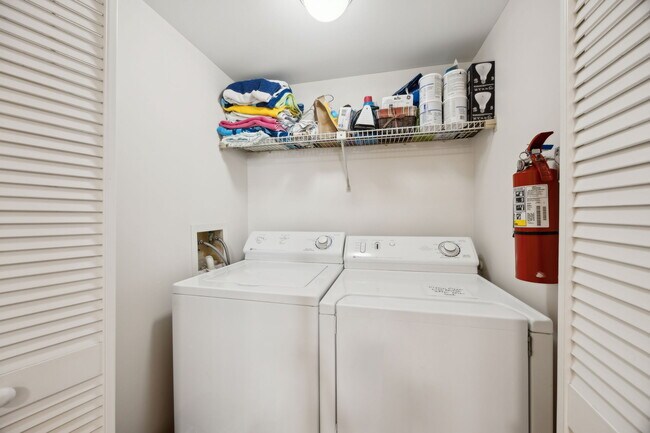 Building Photo - 695 Ponte Vedra Blvd