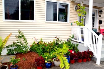 Building Photo - 88 Saco Ave