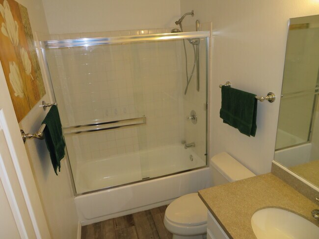 Bathroom - 2380 Hosp Way