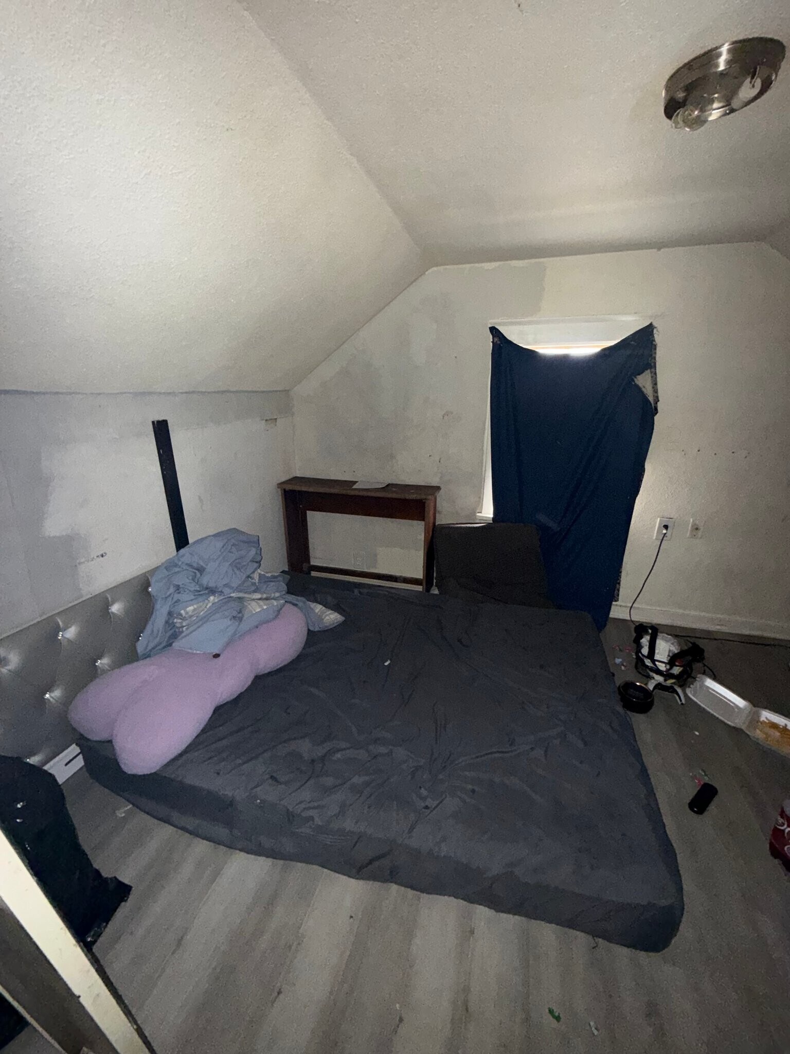 Building Photo - 1218 Pinehurst Ave