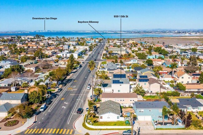 Building Photo - ***Gorgeous 5 bedroom, 3 bath Home in Imperial Beach