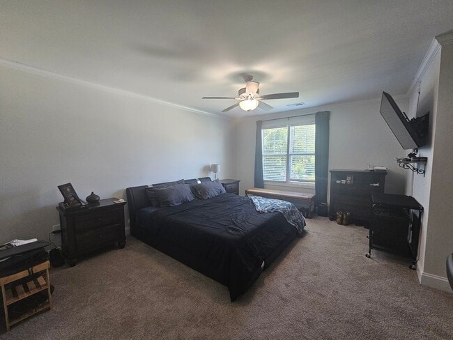 Building Photo - NEW LISTING!!!!