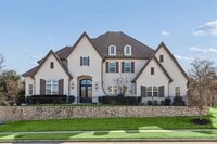 Building Photo - 809 Charleston Dr
