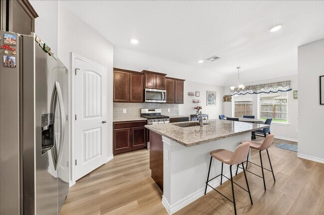 Building Photo - 7749 Bronco Buster Dr