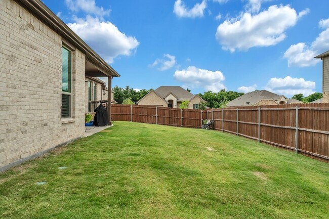 Building Photo - 621 Mesquite Grove Rd